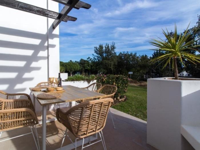 Estima Golf House Apartment - Luxurious & 6 Pools & Golf & Tennis Albufeira Bagian luar foto